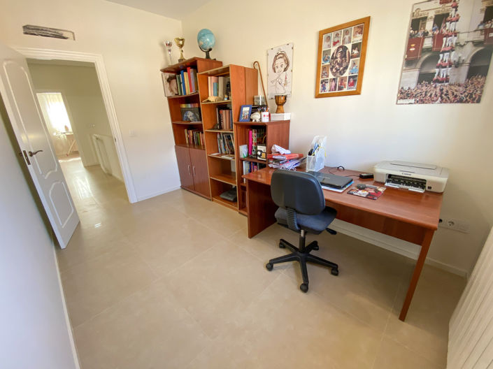 Image No.22-4 Bed Duplex for sale