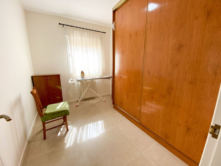Image No.28-4 Bed Duplex for sale