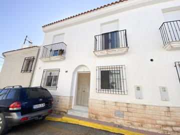 vh2811-village-town-house-for-sale-in-taberno