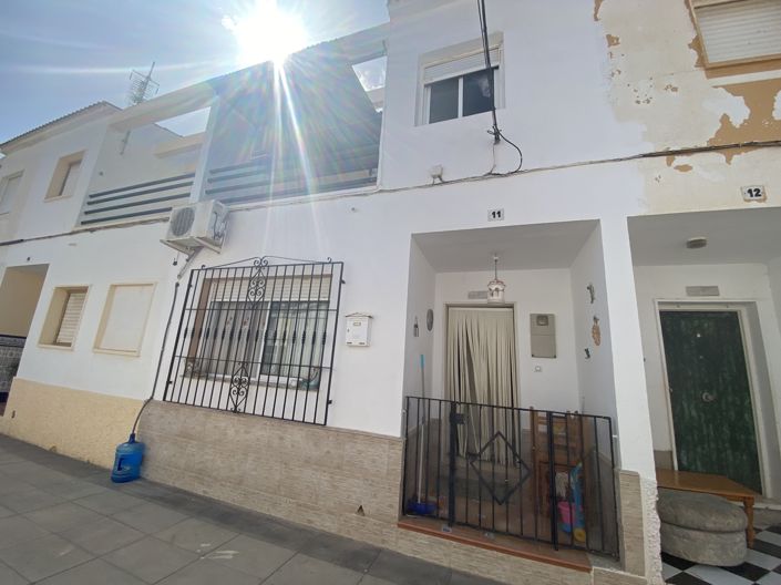 Image No.2-4 Bed Duplex for sale
