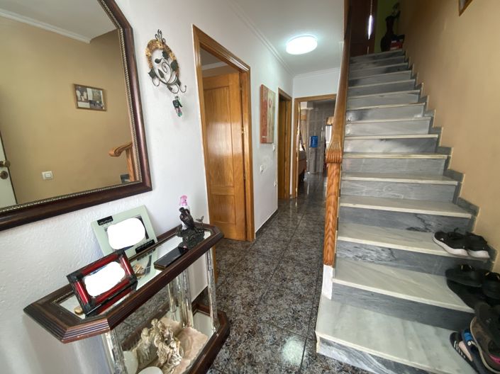 Image No.4-4 Bed Duplex for sale