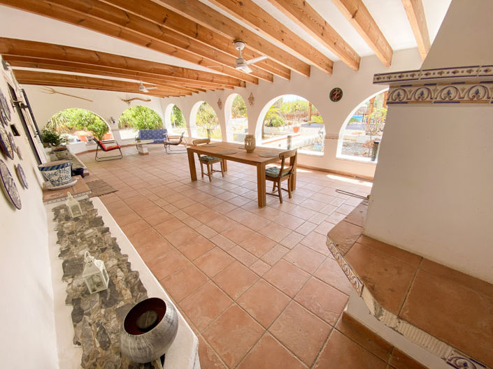 Image No.10-4 Bed Property for sale