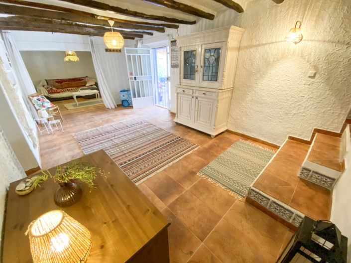 Image No.25-4 Bed Property for sale