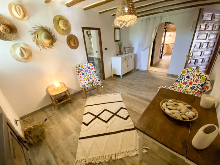 Image No.32-4 Bed Property for sale