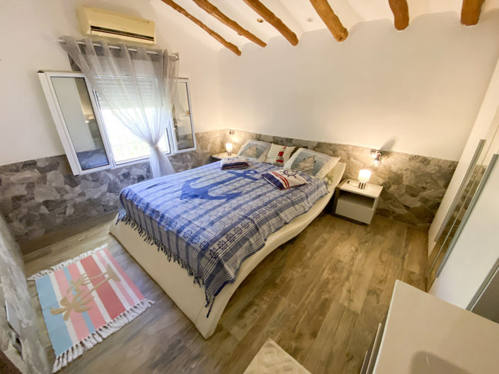 Image No.37-4 Bed Property for sale