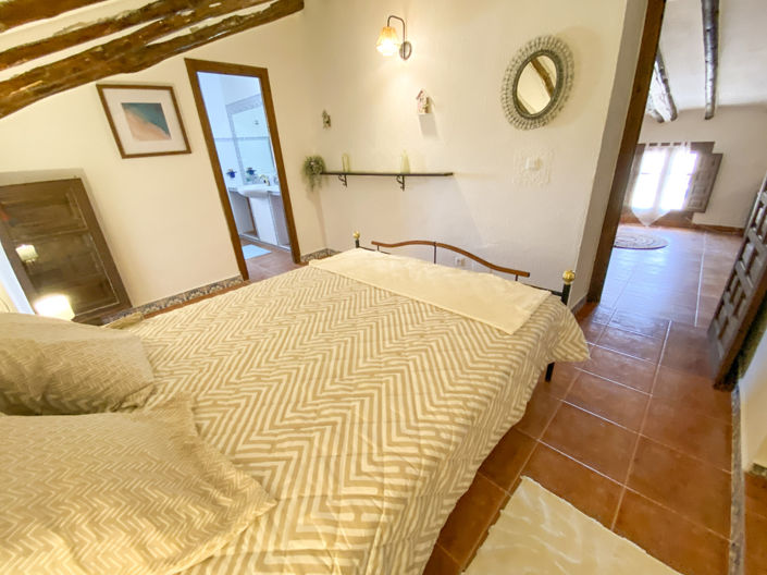 Image No.52-4 Bed Property for sale