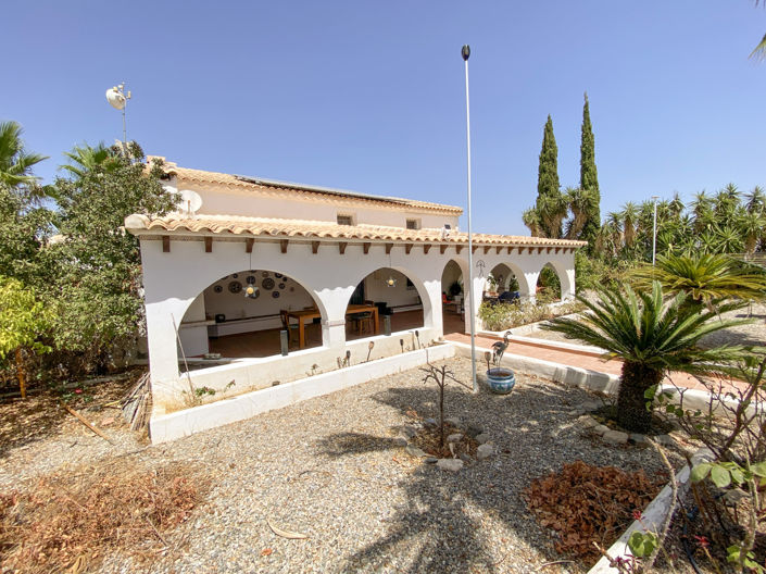 Image No.7-4 Bed Property for sale
