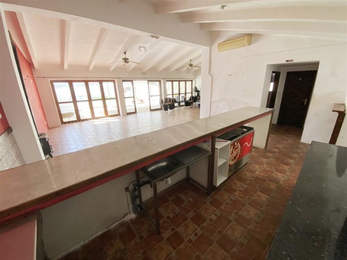 Image No.23-8 Bed Commercial for sale