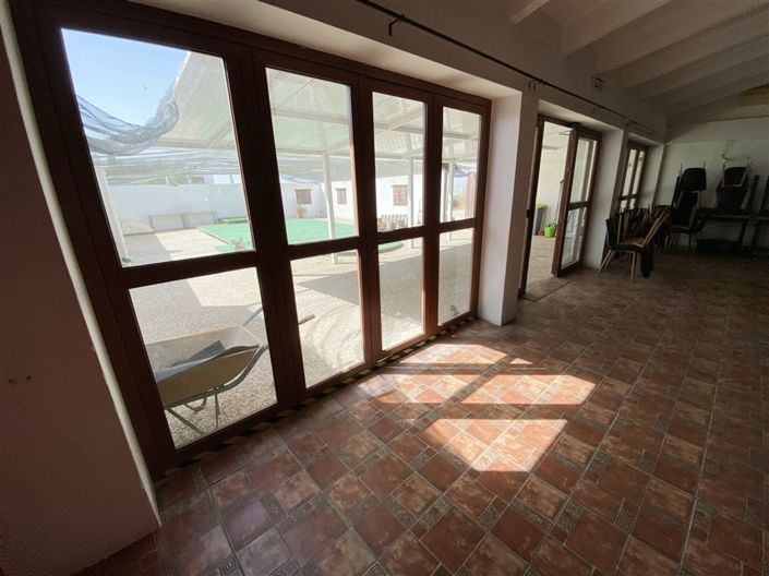 Image No.24-8 Bed Commercial for sale