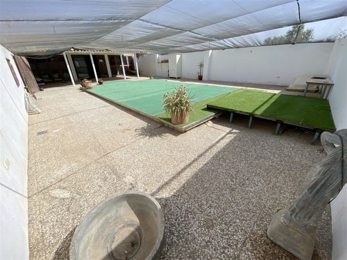 Image No.27-8 Bed Commercial for sale