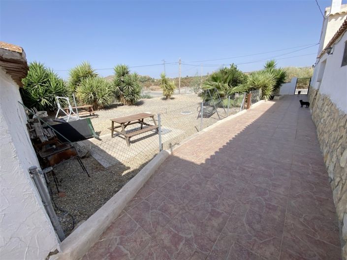 Image No.3-8 Bed Commercial for sale
