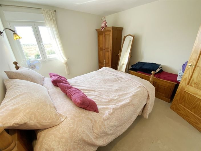 Image No.49-4 Bed Property for sale