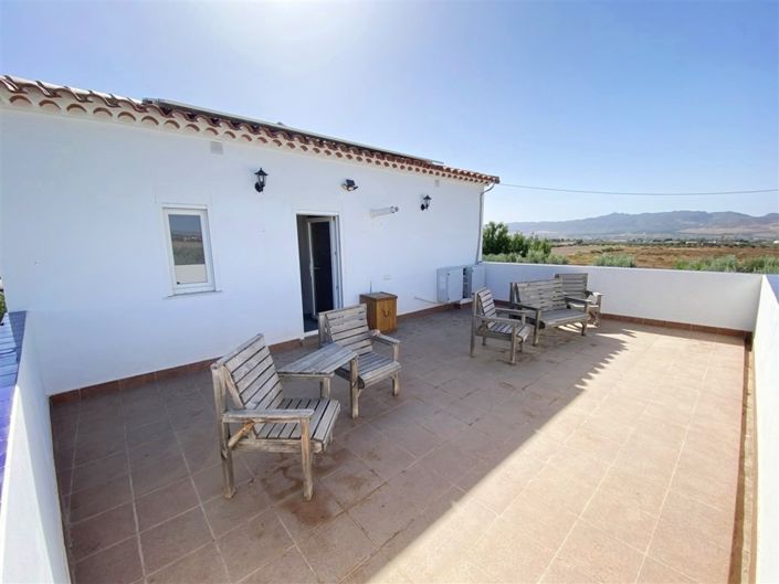 Image No.52-4 Bed Property for sale