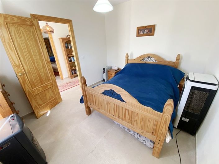 Image No.56-4 Bed Property for sale
