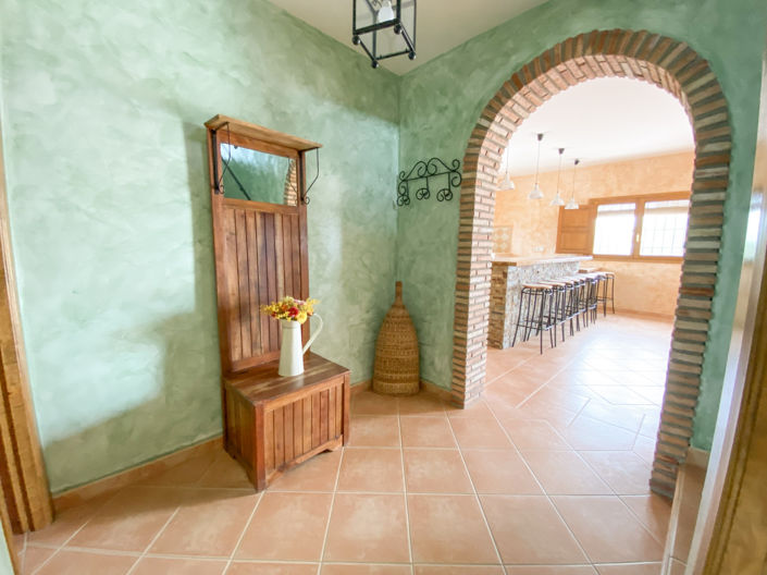 Image No.21-4 Bed Property for sale