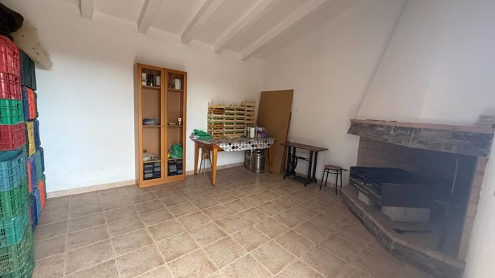 Image No.37-4 Bed Property for sale