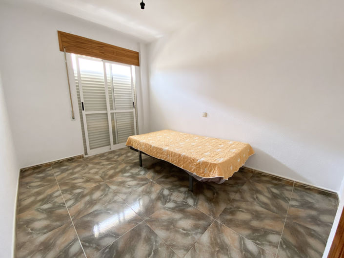 Image No.18-4 Bed Apartment for sale