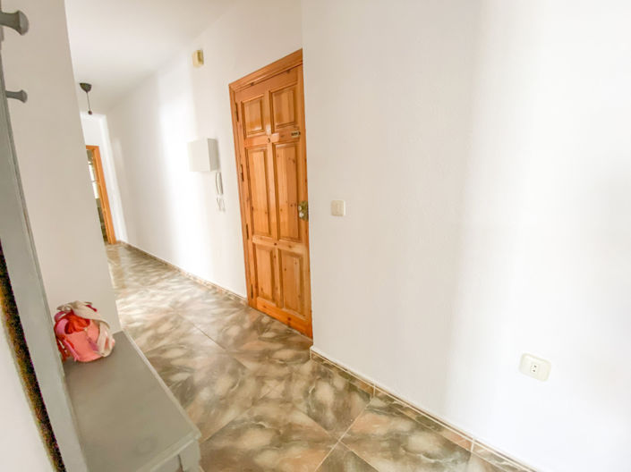 Image No.29-4 Bed Apartment for sale
