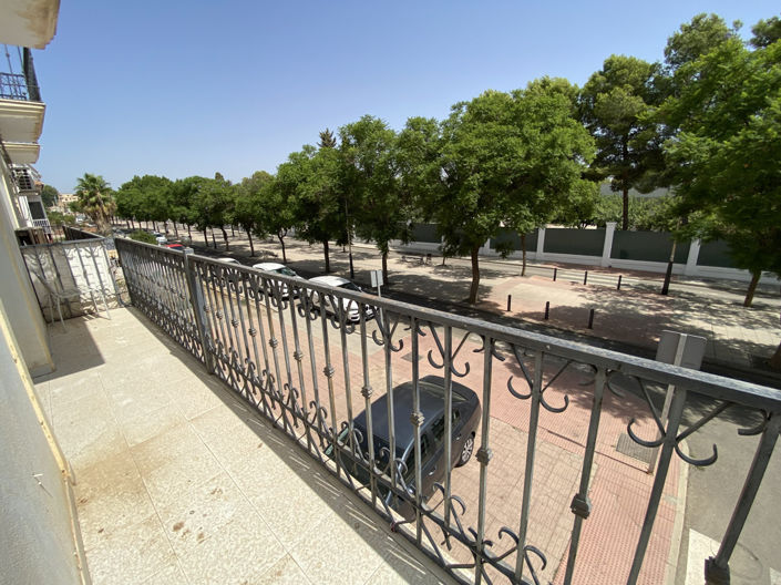 Image No.3-4 Bed Apartment for sale