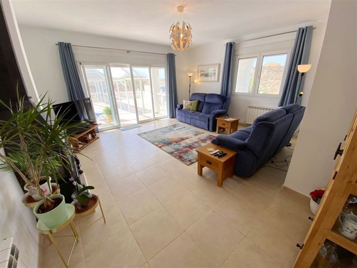 Image No.25-3 Bed Villa for sale