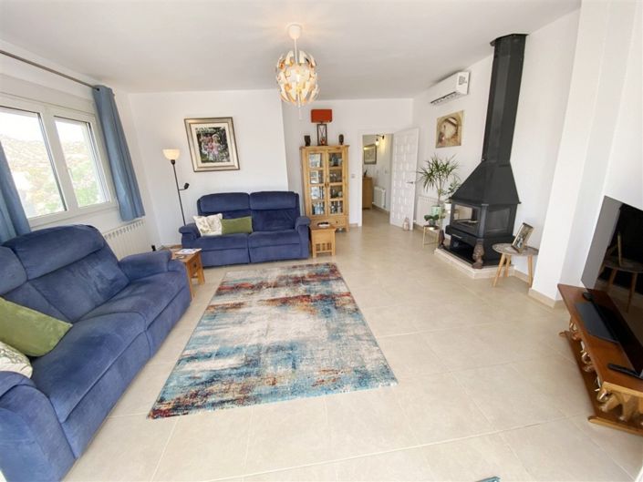 Image No.28-3 Bed Villa for sale
