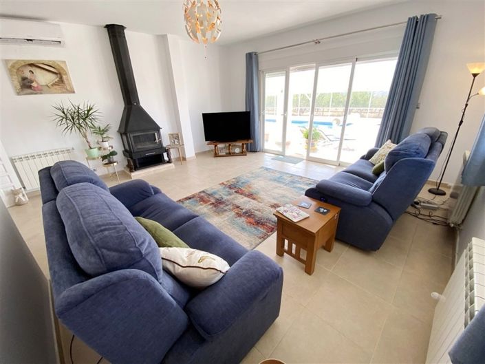 Image No.29-3 Bed Villa for sale