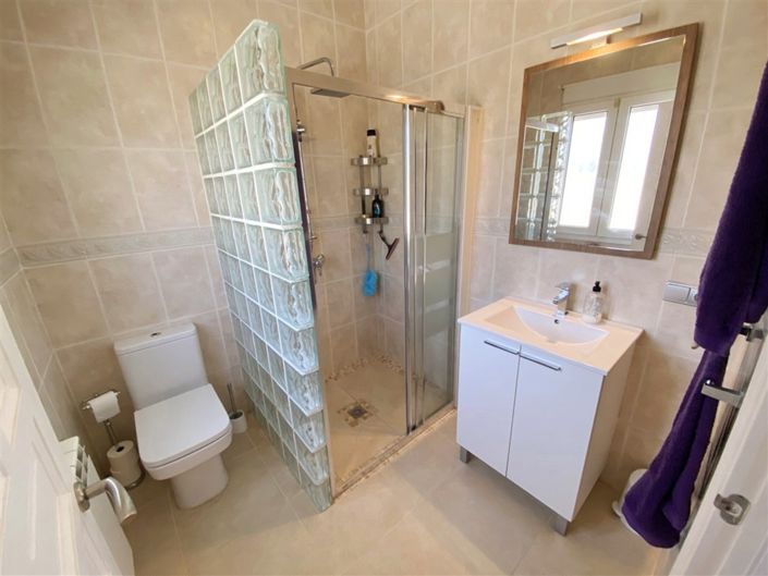 Image No.36-3 Bed Villa for sale