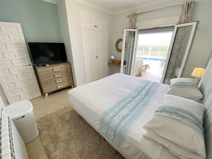 Image No.40-3 Bed Villa for sale