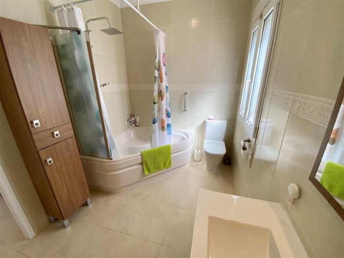 Image No.43-3 Bed Villa for sale