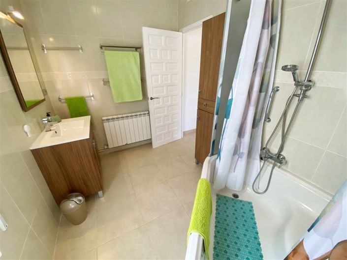 Image No.44-3 Bed Villa for sale
