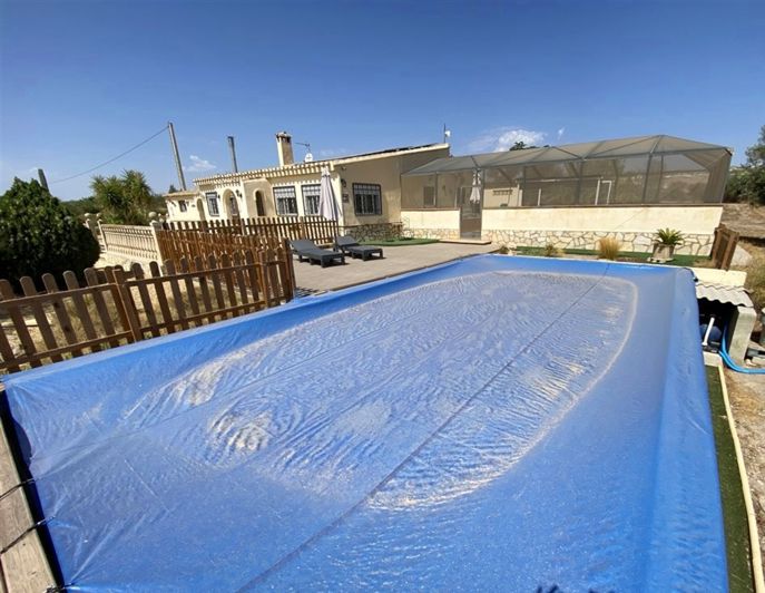 Image No.2-3 Bed Property for sale