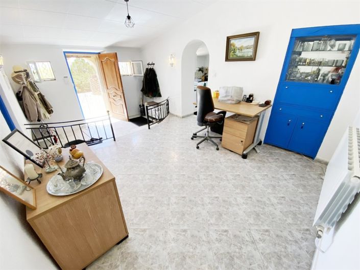 Image No.33-3 Bed Property for sale