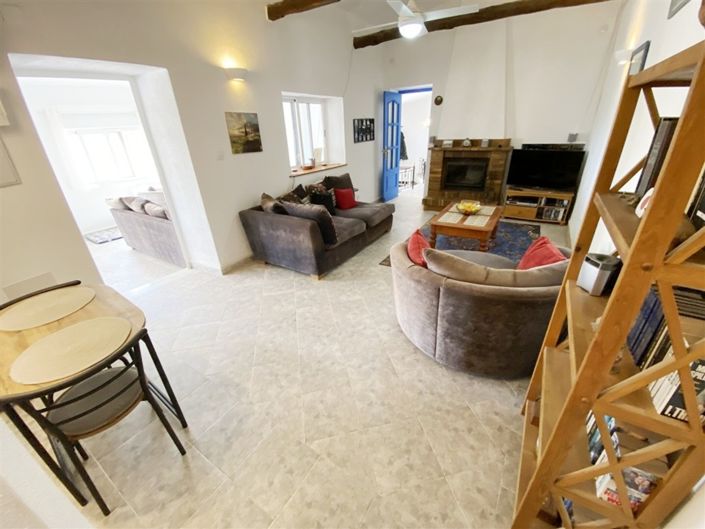 Image No.38-3 Bed Property for sale