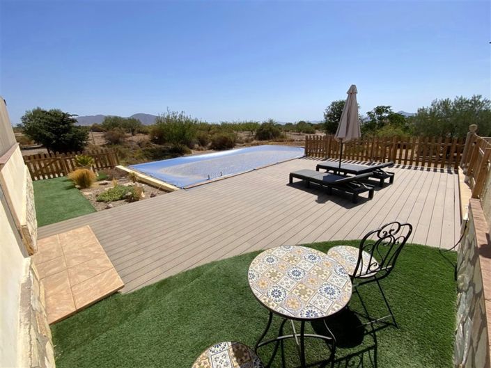 Image No.4-3 Bed Property for sale
