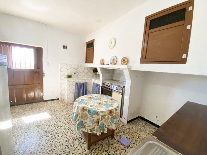 Image No.17-3 Bed Property for sale