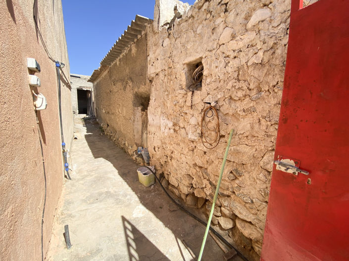 Image No.40-3 Bed Property for sale