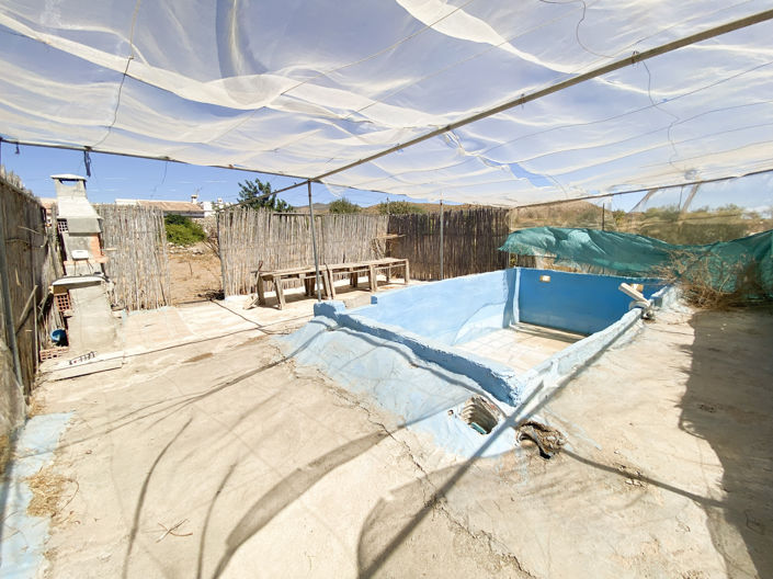 Image No.5-3 Bed Property for sale