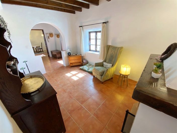 Image No.28-3 Bed Property for sale