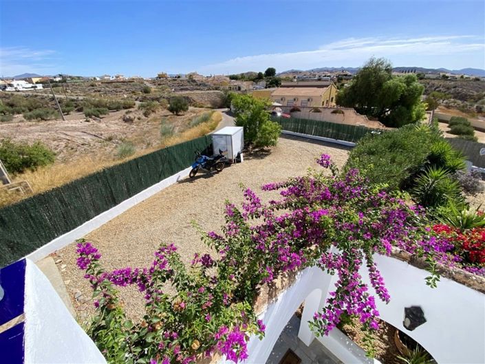 Image No.57-3 Bed Property for sale