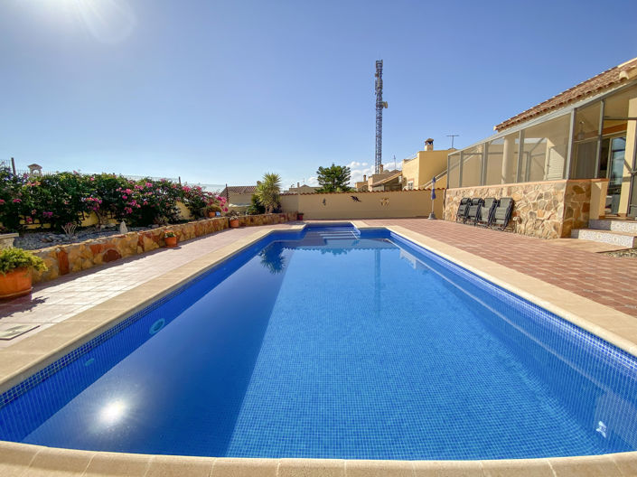 Image No.39-2 Bed Villa for sale