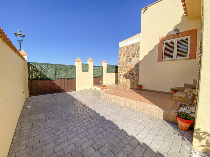Image No.6-2 Bed Villa for sale