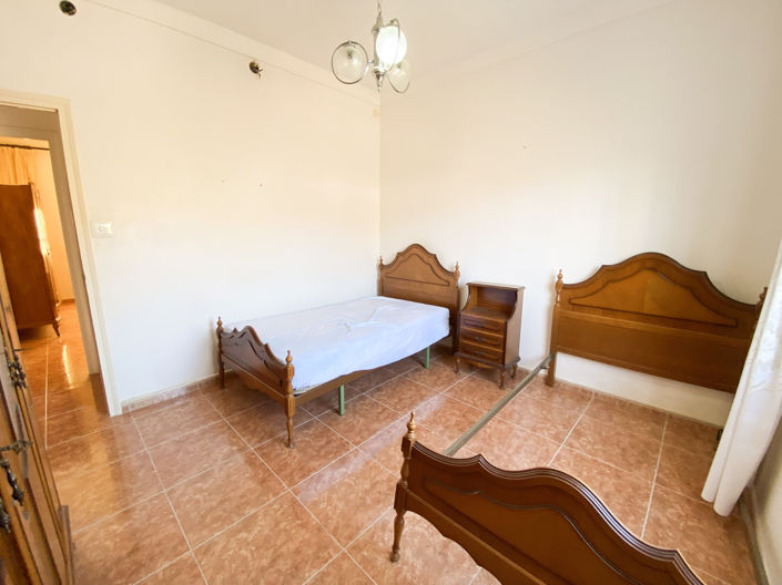 Image No.18-3 Bed Property for sale
