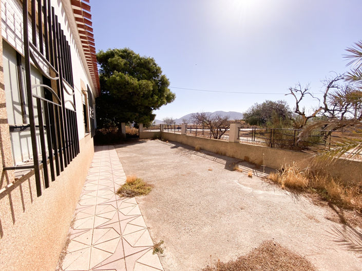 Image No.2-3 Bed Property for sale