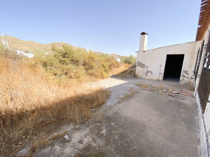 Image No.33-3 Bed Property for sale