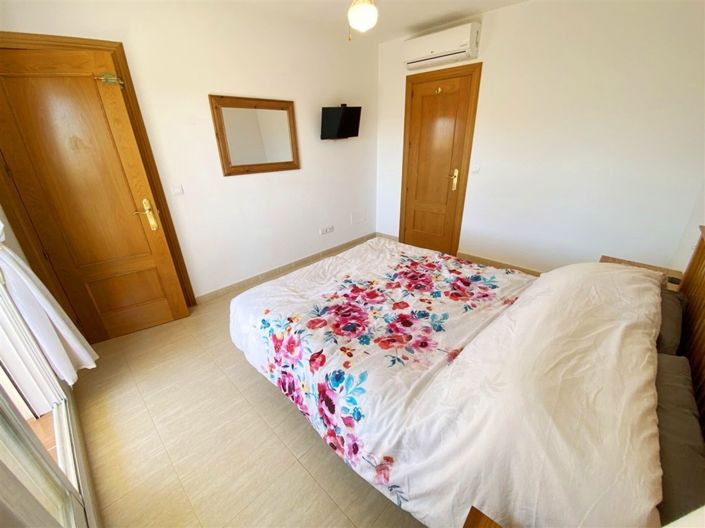 Image No.28-3 Bed Duplex for sale