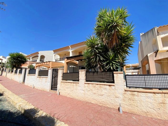 Image No.56-3 Bed Duplex for sale