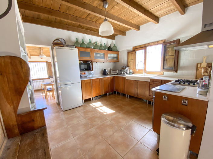 Image No.11-4 Bed Property for sale