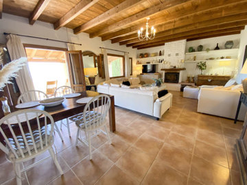 vh2838-country-house-for-sale-in-velez-rubio-