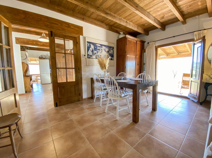 Image No.21-4 Bed Property for sale