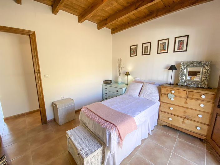 Image No.37-4 Bed Property for sale